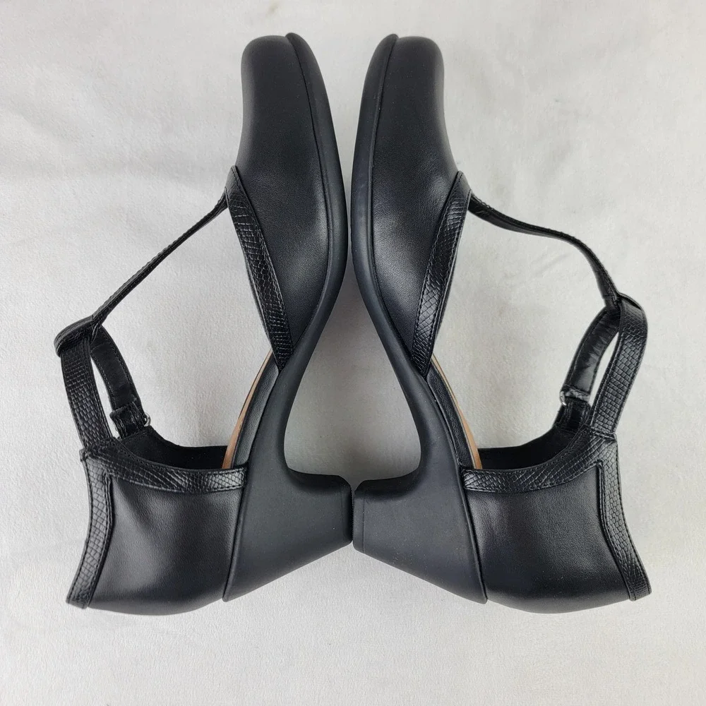 Easy Spirit Cara Black T-Strap Pumps Womens 6.5 M Round Toe Comfort Heels NEW